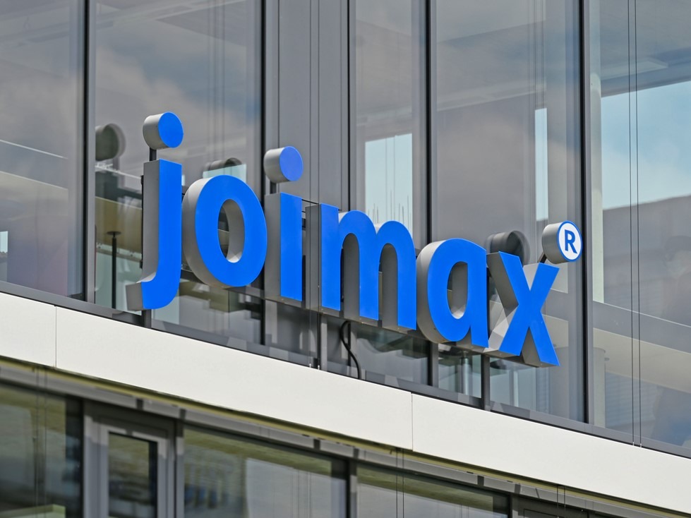 joimax Logo on glass facade