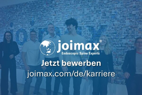 Starte jetzt deine Ausbildung bei joimax® Ausbildung bei joimax Titelbild. Mit lachenden Azubis im Hintergrund und Text im Vordergrund: Jetzt bewerben